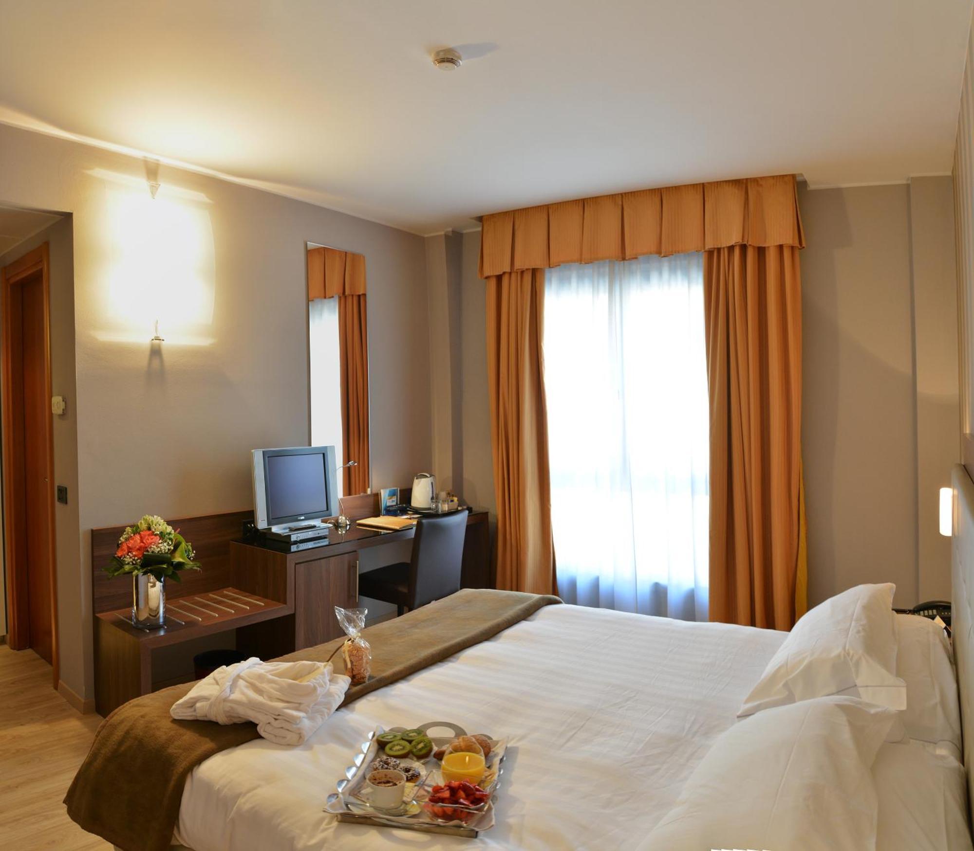 Hotel Royal Falcone Monza Dış mekan fotoğraf